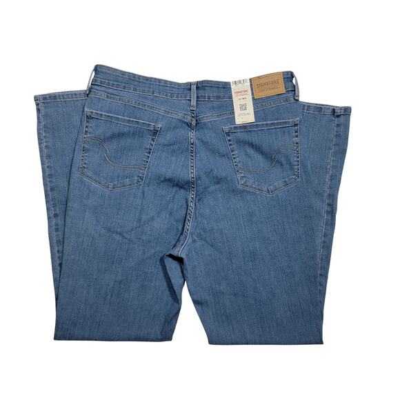 NWT Levi Strauss Womens Signature High-Rise Straight Shaping Jeans Size 14 - Picture 2 of 9